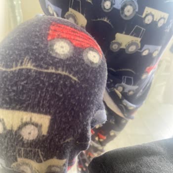 Penti Ürünlerinde Tüylenme Sorunu Ve Mağaza İletişim Eksikliği