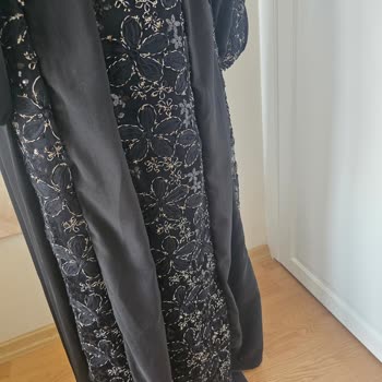 Geç Teslimat Ve Hatalı Dantel Elbise İçin Tam İade Talebi