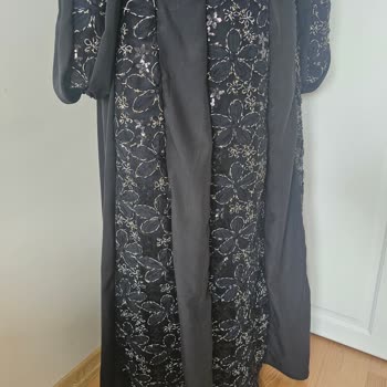 Geç Teslimat Ve Hatalı Dantel Elbise İçin Tam İade Talebi