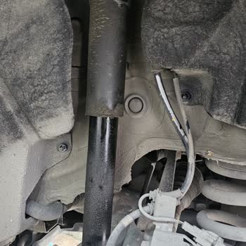 Arka Amortisör Patlaması Ve Garanti Dışı Ücret Talebi