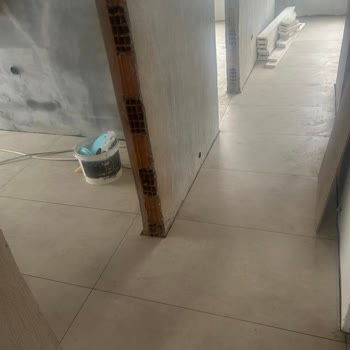 Vitra Seramik Yanlış Döşendi, Çözüm Bekleniyor