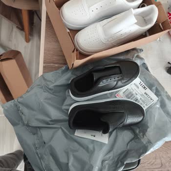 Yanlış Boyutta Ve Kalitesiz Ayakkabı Cevapsız Satıcı İade İstiyorum