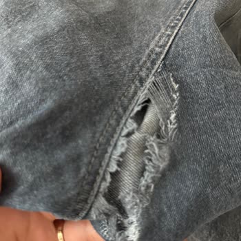 Koton Premium Kot Pantolonun Kalça Bölümünün Kısa Sürede Yırtılması Ve İade Talebi