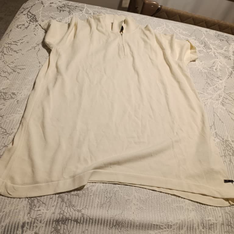 Bej Renkli Yargıcı Tişört Bel Lastiği Sorunu Değişim Talebi