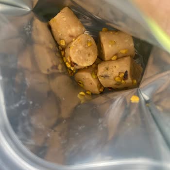 Veggy Paketin Üzerindeki Görsel İle İçinden Çıkan Ürünün Görünümü