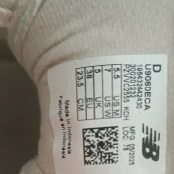 New Balance Domuz Derisi İçeren Ayakkabıda Bilgilendirme Eksikliği Ve İade Talebi