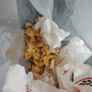 Yemeksepeti'nden Çiğ Yiyecek İçin Tam İade Talebi