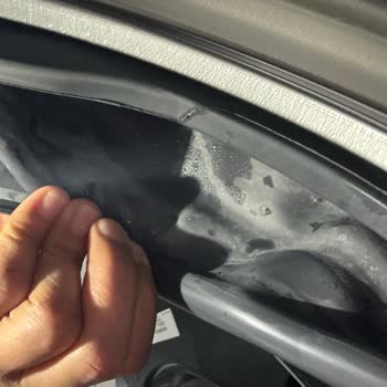 Kapak Plastik Parçasındaki Küflenme Ve Kararma Nedeniyle Tam Değişim Talebi