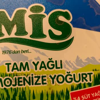 Satın Alınan Yoğurdun Sulu Ve Şekerli Olması Sağlık Korkusuna Yol Açtı