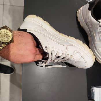 Kısa Sürede Çatlayan Puma Caven 2 Ayakkabı İçin Değişim Talebi