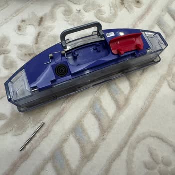 Dyson Robot Süpürge Su Haznesi Klipsi Kırıldı, Yedek Parça Temin Edilemiyor