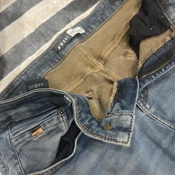 Mavi Pantolonun Kısa Sürede Renk Verip Çekmesi Ve Değişim Talebi