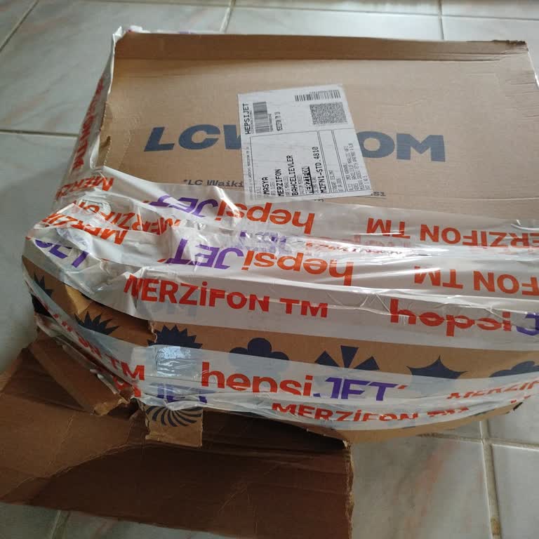 Siparişimdeki Siyah Etek Teslim Edilmedi, İade Veya Gönderim Bekliyorum