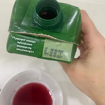 Aroma Vişne Meyve Suyunda Küf: Müşteri Şikayetine Cevap Bekleniyor