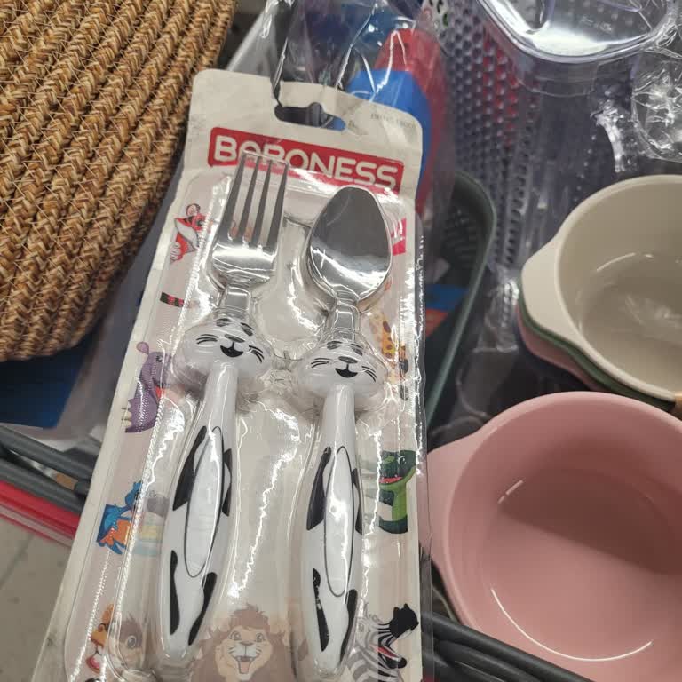 Çocuk Güvenliğini Tehlikeye Atan Kırılgan Kaşık Çatal Seti