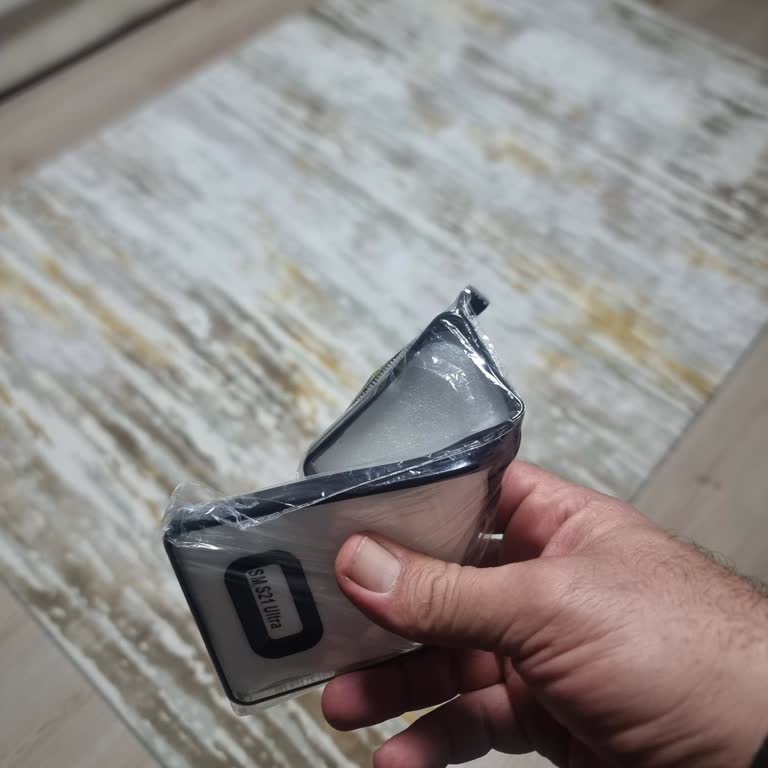 Metal Kılıf İddiası Yanıltıcı, Plastik Ürün Ve İade Süreci Cevapsız
