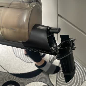 Philips Dikey Süpürge Parçası Kırıldı, Garanti Kapsamı Dışında Ve Yüksek Ücret Talep Edildi