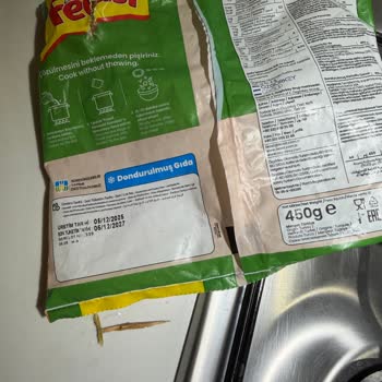 Feast Dondurulmuş Garnitürde Tahta Parçaları Çıktı, Sağlık Riski Ve İletişim Sorunu