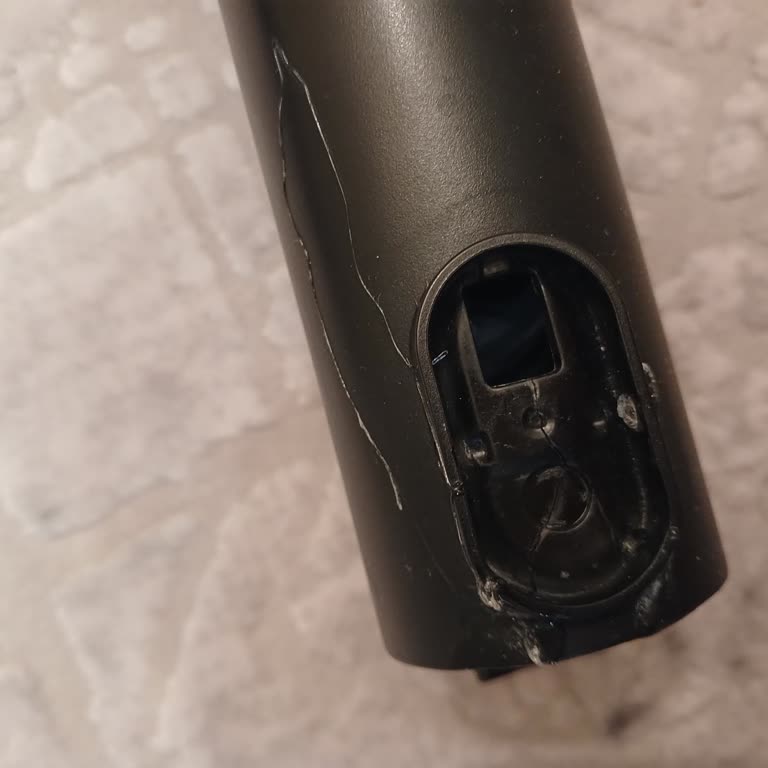 Ayak Başlığı Ve Borusu Kırılan Bosch Şarjlı Süpürge İçin Ücretsiz Parça İadesi Talebi