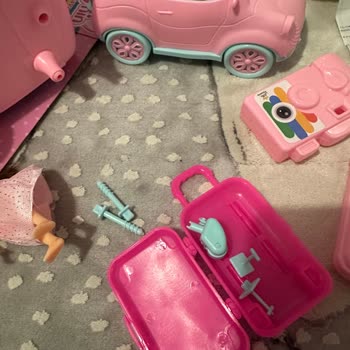 Kırık Karavan Oyuncağı Ve Değişim Talebi