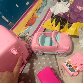 Kırık Karavan Oyuncağı Ve Değişim Talebi