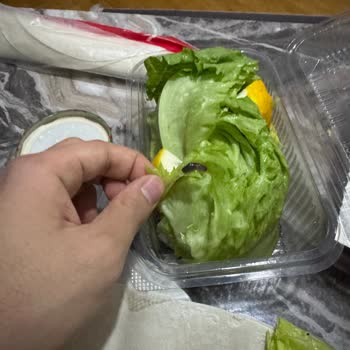 Komagene Marulda Kurt Görülmesi Hijyen İhlali ve Tam İade Talebi