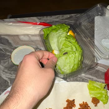 Komagene Marulda Kurt Görülmesi Hijyen İhlali ve Tam İade Talebi