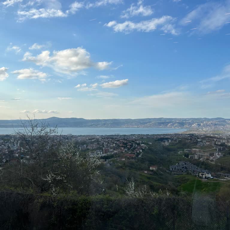 Çökertme Kebap Ve Diğer Siparişlerde Kalitesiz Yemek, Telafi Yok, Yorumlar Siliniyor