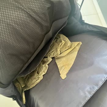 Küflü Ve Rutubetli Çanta Teslimatı İade Sürecindeki Sorunlar