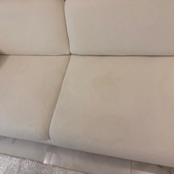 Krema Koltuk Takımında Üretim Hatası, Tekrar Eden Lekeler Ve Haksız İade Şartı