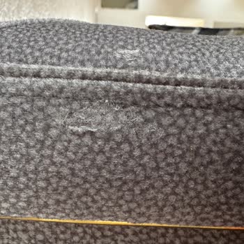 Kumaş Kusurlu Koltuk Takımının Değiştirilmesi Talebi