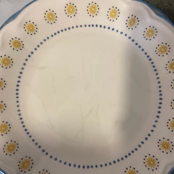 Bella Maison Tabakları Derin Çiziklerle Deforme, Müşteri Hizmetlerine Ulaşılamıyor