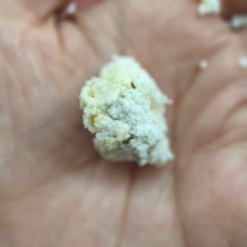 Lor Peynirinde Renkli Topaklar Ve Hijyen Sorunu