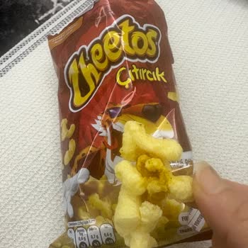 Rutubetli Ve Bayat Cheetos Çıtırcık Ürünü Şikayeti