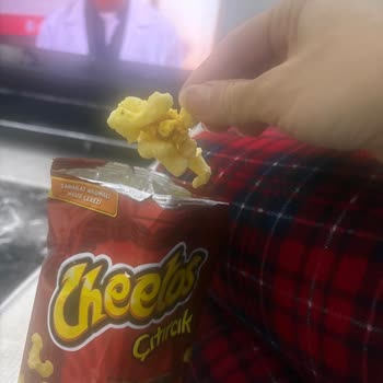 Rutubetli Ve Bayat Cheetos Çıtırcık Ürünü Şikayeti