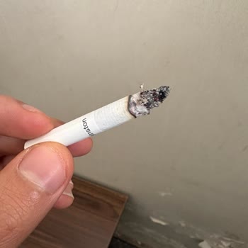 Winston Dark Blue Sigara Kalitesindeki Ani Değişiklik Ve Boğaz Tahrişi