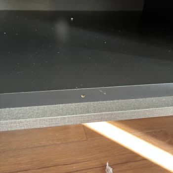 Enza Home’da TV Ünitesi Kırıldı, Teslimat Gecikti Ve İlgisiz Hizmet