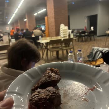 Köfteci Yusuf’ta Yarım Kilo Eti Kalitesiz Ve Siparişlerde Eksik Teslimatlar