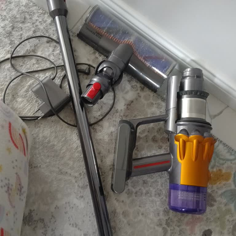 Dyson Süpürgem Garanti Dışı Ücret Ve Eksik Parça Teslimatı