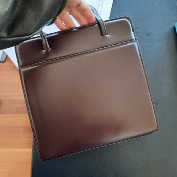 Yanlış Renk Çanta İadesi Hasar Gibi Sunularak Reddedildi