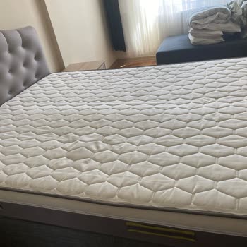 Yatakta Erken Çökme Ve Konforsuzluk Servisin Normal Dediği Durum Kabul Edilemez