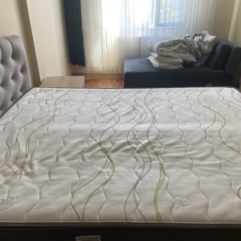 Yatakta Erken Çökme Ve Konforsuzluk Servisin Normal Dediği Durum Kabul Edilemez