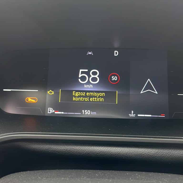 Yeni Renault Megane’de Sürekli Emisyon Arızası Ve Parça Değişimleri Sonrası Araç Değişimi Talebi