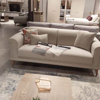 Divanev Teslimat Ekibinin Kaba Tutumu Ve Koltuk Ayaklarındaki Üretim Hatası