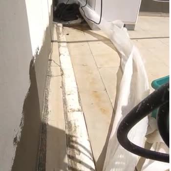 Turkcell Baz İstasyonu Kablo Yataklarından Çatı Sızıntısı Ve Ev Hasarı