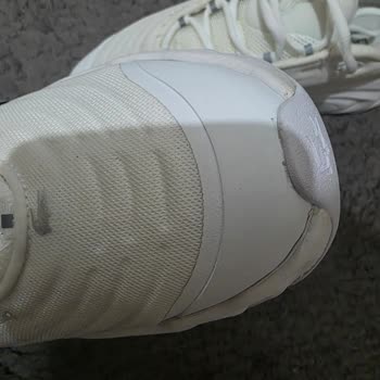 Sıfır Ürün Beklerken Kullanılmış Ayakkabı Aldım