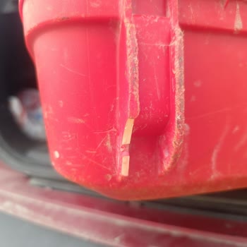 İki Uçuşta Çanta Ayak Kırıldı, Bagaj İhmali Şikayeti