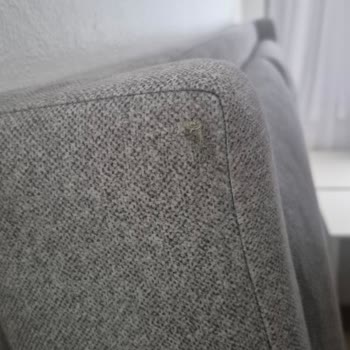 Defolu Yatak Başlığı Ve Tekrarlanan Yanlış Gönderimler Nedeniyle Tam Mobilya Değişimi Talebi