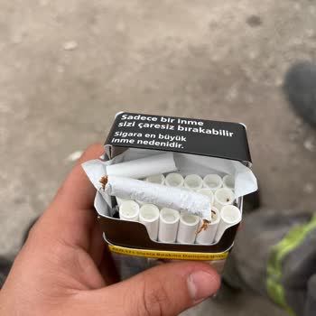 Omtaş Bayisinde Marlboro Edge Paketi Kırılma Ve Ezilme Şikayeti