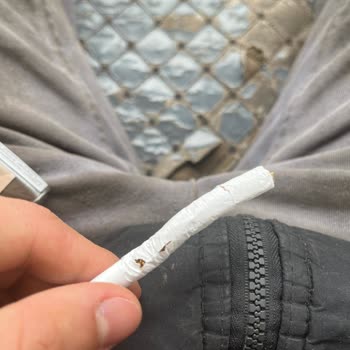 Omtaş Bayisinde Marlboro Edge Paketi Kırılma Ve Ezilme Şikayeti